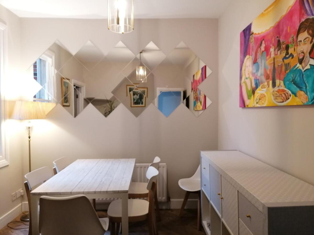 Queens Quarter Holiday Homes (Adults Only) Belfast Dış mekan fotoğraf
