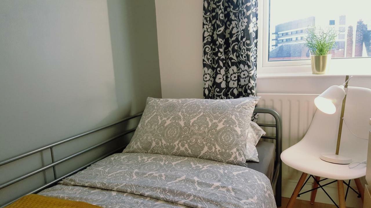 Queens Quarter Holiday Homes (Adults Only) Belfast Dış mekan fotoğraf