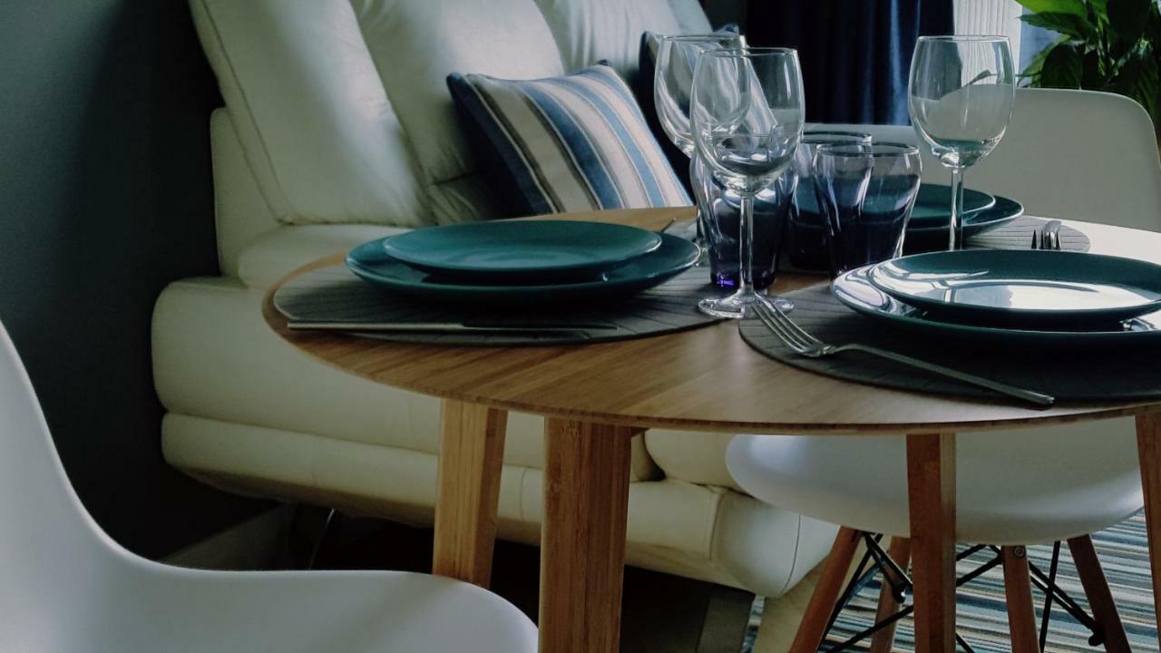 Queens Quarter Holiday Homes (Adults Only) Belfast Dış mekan fotoğraf