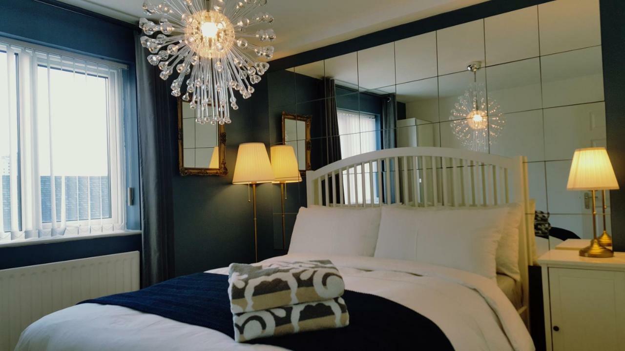 Queens Quarter Holiday Homes (Adults Only) Belfast Dış mekan fotoğraf