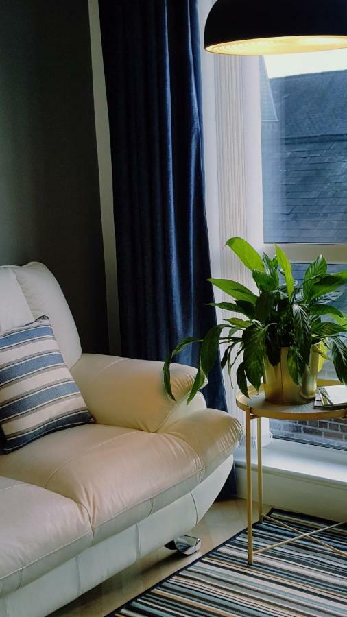 Queens Quarter Holiday Homes (Adults Only) Belfast Dış mekan fotoğraf