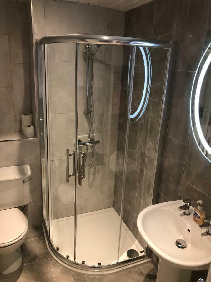 Queens Quarter Holiday Homes (Adults Only) Belfast Dış mekan fotoğraf
